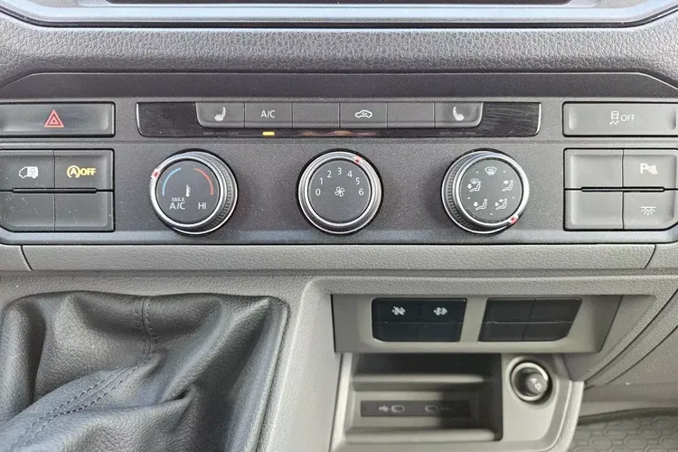 Volkswagen Crafter L4H2 109900zł NETTO Brygadówka 6 osób 2.0TDi/140KM zdjęcie 32