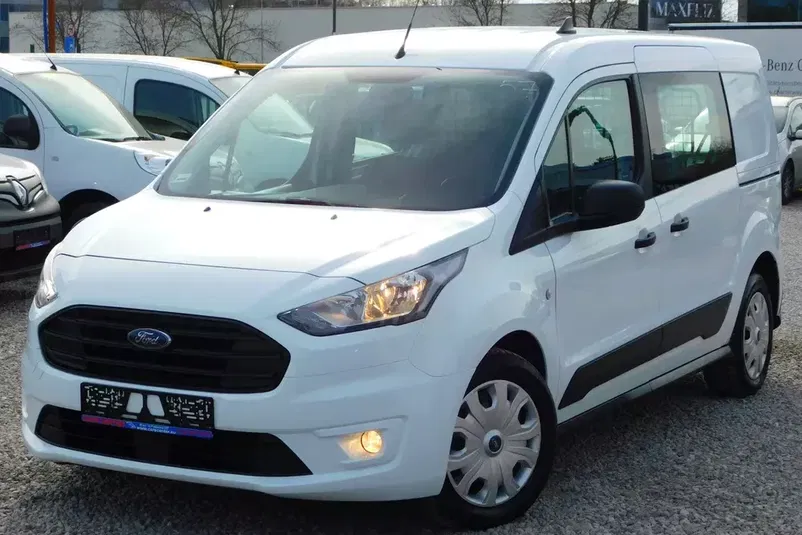 samochód osobowy Ford zdjęcie 1