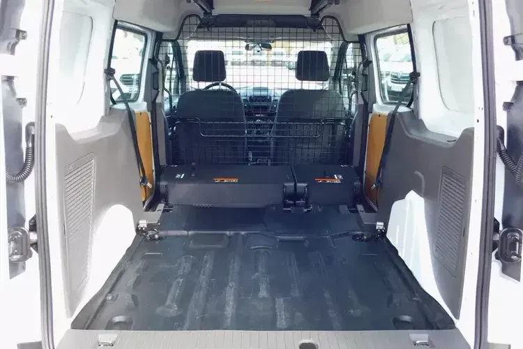 Ford Transit Connect zdjęcie 8