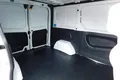 samochód osobowy Renault zdjęcie 4