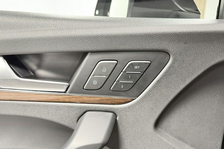 Audi Q5 2.0 TFSi 245KM QUATTRO Design Dynamic MMI Automat KeyLessGo Memory TOP zdjęcie 42