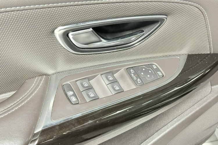 Renault Espace 1.6 DCi 160KM INITIALEPARIS 4Control BOSE Skóry FullLed KeyLes Automat zdjęcie 35