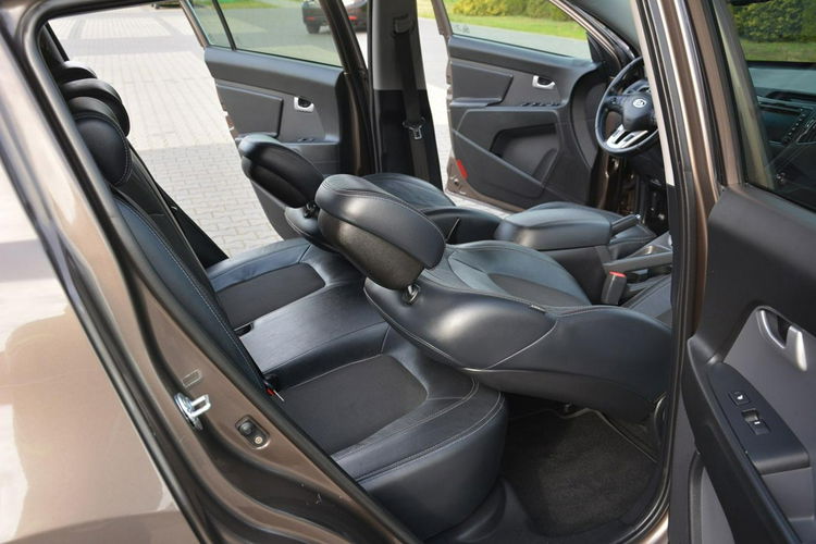 Sportage 2.0MPI(163KM) Skóry bi-Xenon Ledy Duża Navi Kamera Keyless go ASO Kia zdjęcie 17