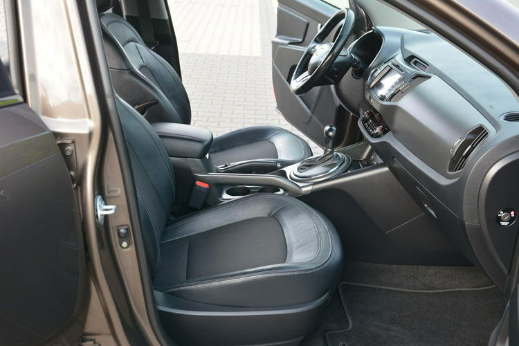 Sportage 2.0MPI(163KM) Skóry bi-Xenon Ledy Duża Navi Kamera Keyless go ASO Kia zdjęcie 18