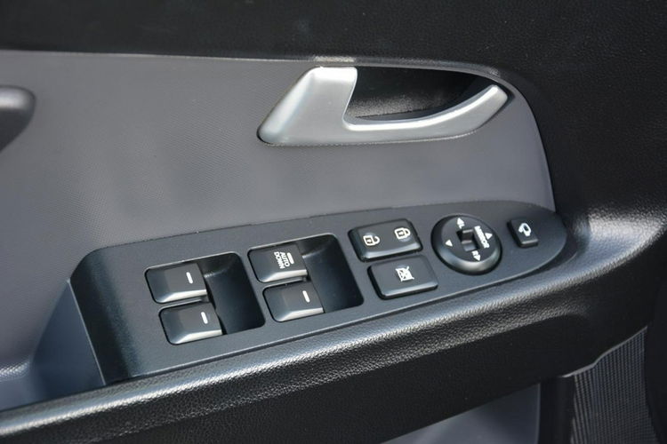 Sportage 2.0MPI(163KM) Skóry bi-Xenon Ledy Duża Navi Kamera Keyless go ASO Kia zdjęcie 29