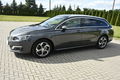 samochód osobowy Peugeot zdjęcie 8