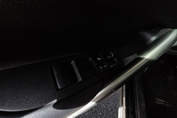 Toyota Corolla Cross 2.0 HYBRID 196KM COMFORT, salon PL, FV23%, gwarancja zdjęcie 19