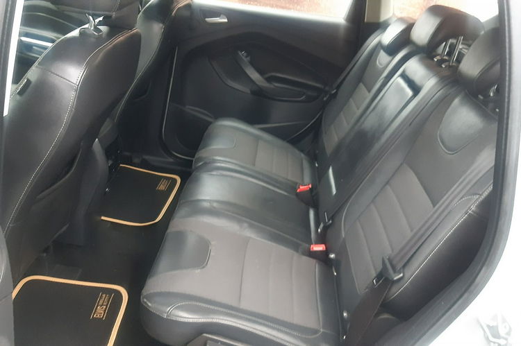 Ford Kuga zdjęcie 4