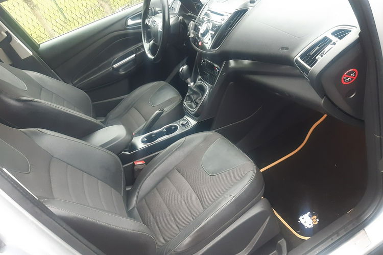 Ford Kuga zdjęcie 7
