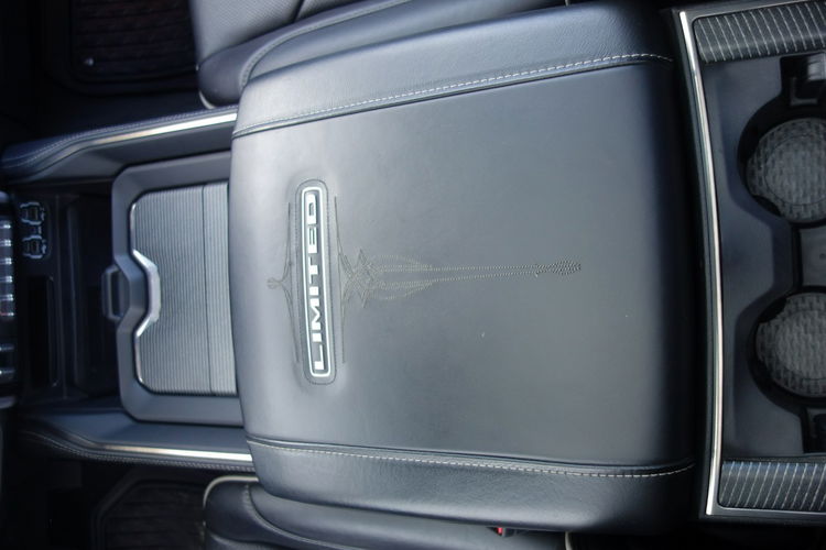 RAM DODGE RAM WERSJA LIMITED NIGHT BLACK SILNIK 5.7 BENZYNA 400km 38tys km zdjęcie 26