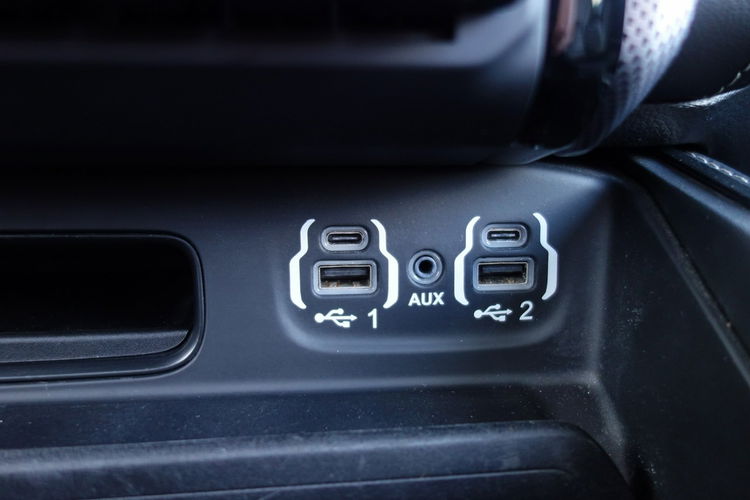 RAM DODGE RAM WERSJA LIMITED NIGHT BLACK SILNIK 5.7 BENZYNA 400km 38tys km zdjęcie 32