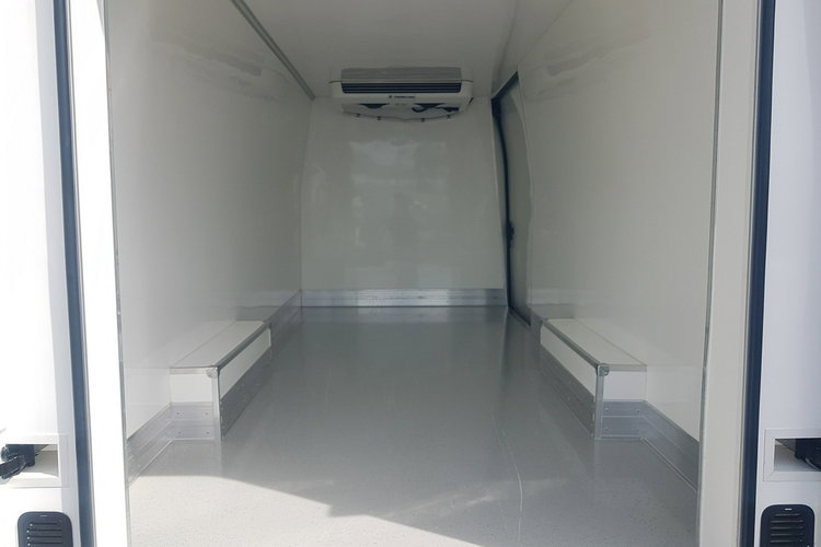 Renault Master L4H2 CHŁODNIA AGREGAT MROŹNIA IZOTERMA FUNKCJA GRZANIA THERMO KING zdjęcie 17