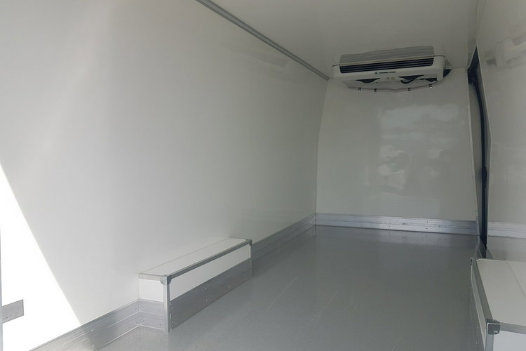 Renault Master L4H2 CHŁODNIA AGREGAT MROŹNIA IZOTERMA FUNKCJA GRZANIA THERMO KING zdjęcie 19