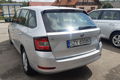 samochód osobowy Skoda zdjęcie 12