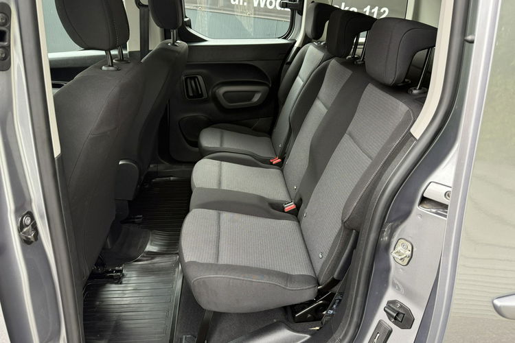 Toyota Proace City Verso . Nawigacja. Klimatyzacja zdjęcie 10