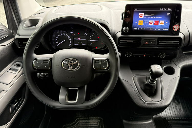 Toyota Proace City Verso . Nawigacja. Klimatyzacja zdjęcie 15