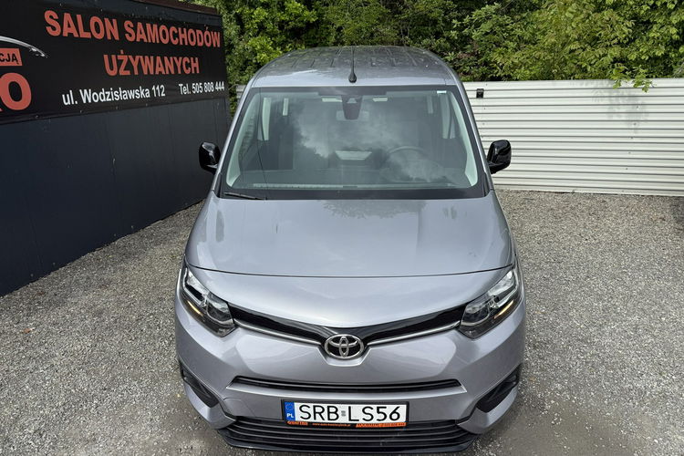 Toyota Proace City Verso . Nawigacja. Klimatyzacja zdjęcie 3