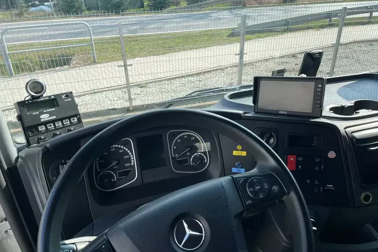 Mercedes ATEGO 1223/ CHŁODNIA/ 15 PALET zdjęcie 14