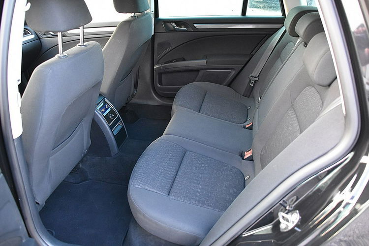 Skoda Superb 1.6Tdi 105Km Lift Alu Navi Gwarancja zdjęcie 10