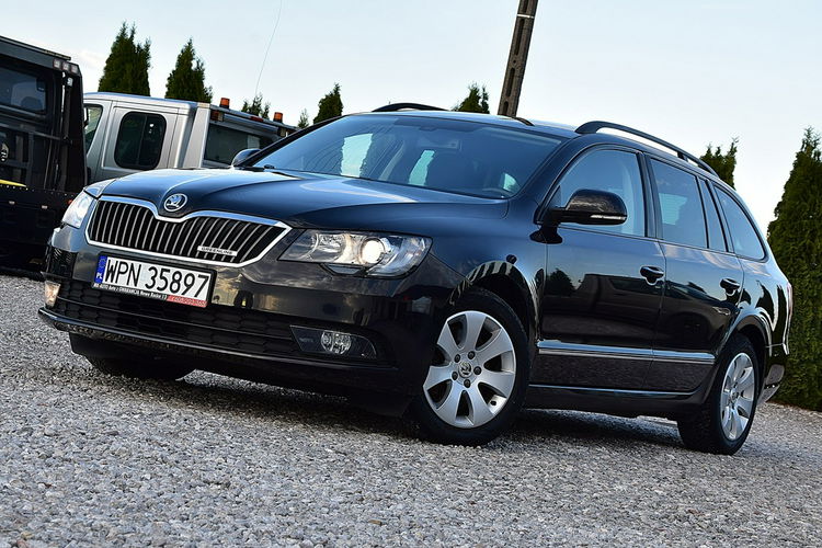 Skoda Superb 1.6Tdi 105Km Lift Alu Navi Gwarancja zdjęcie 2