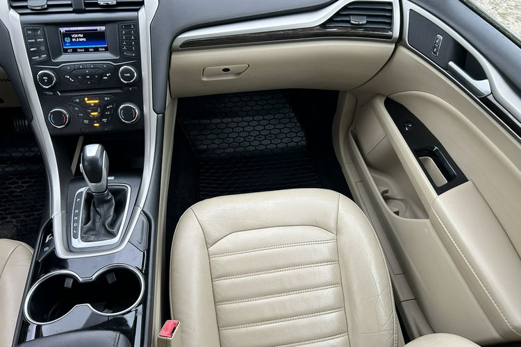 Ford Fusion HYBRYDA zdjęcie 15