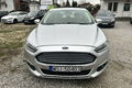 samochód osobowy Ford zdjęcie 2