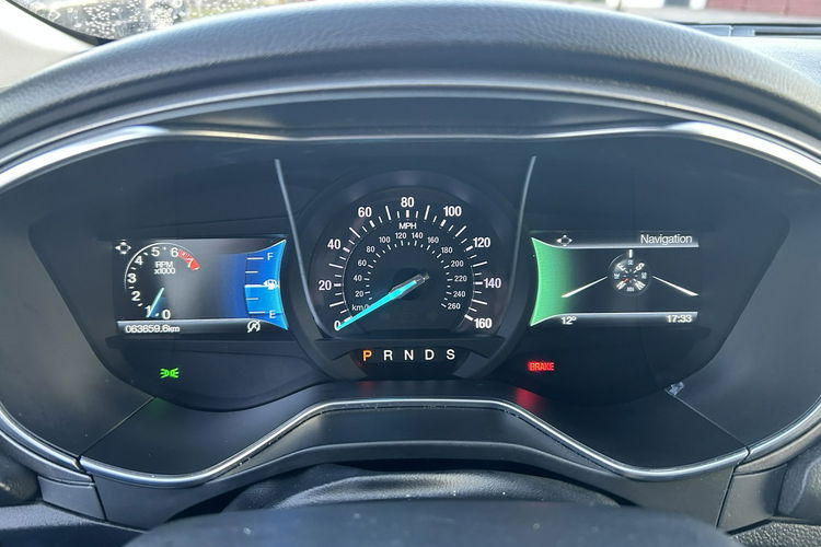 Ford Fusion zdjęcie 23