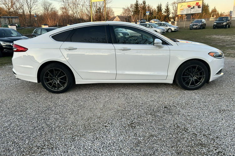 Ford Fusion zdjęcie 4