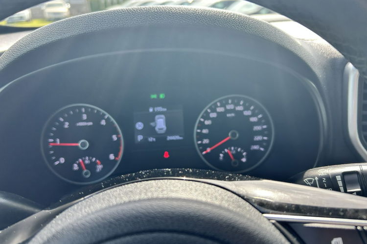 Kia Sportage Tylko 24 tyś km DIESEL / HYBRYDA zdjęcie 12