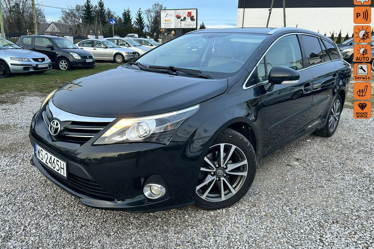 Toyota Avensis zdjęcie 1