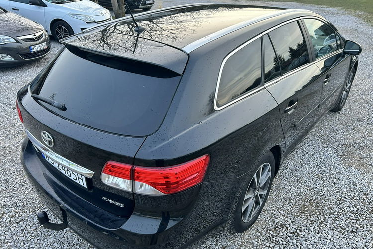 Toyota Avensis zdjęcie 14