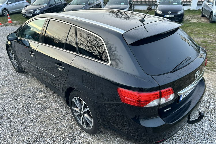 Toyota Avensis zdjęcie 15