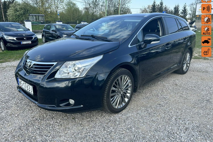 Toyota Avensis Super stan zdjęcie 1