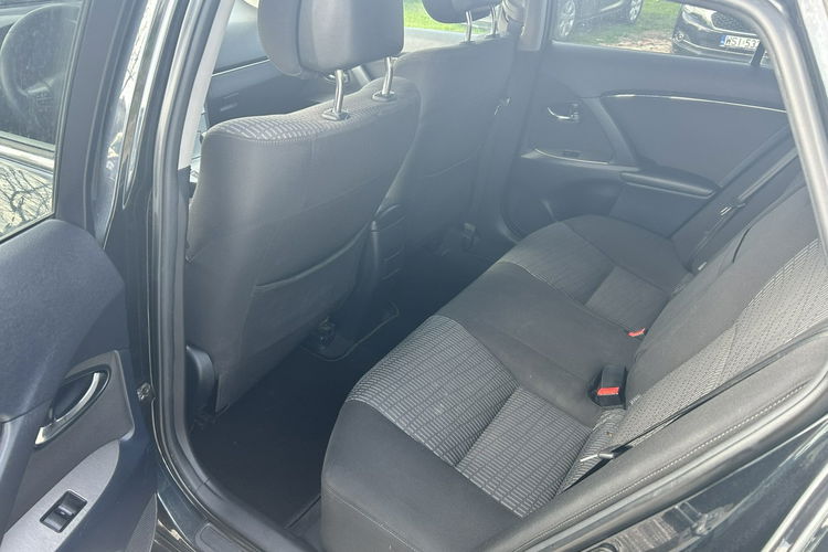 Toyota Avensis Super stan zdjęcie 10