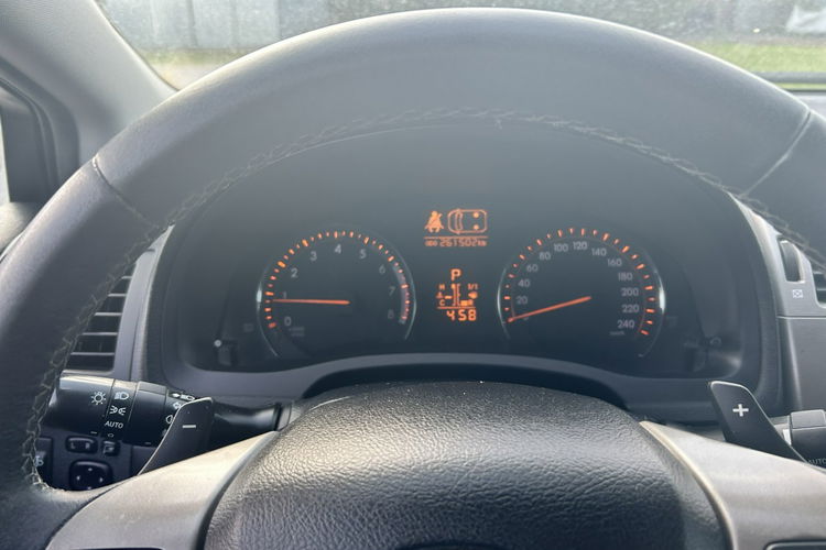 Toyota Avensis Super stan zdjęcie 14
