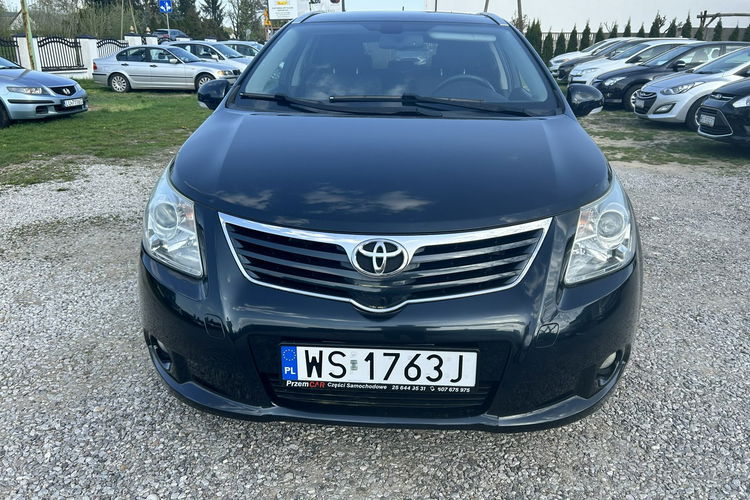 Toyota Avensis Super stan zdjęcie 2