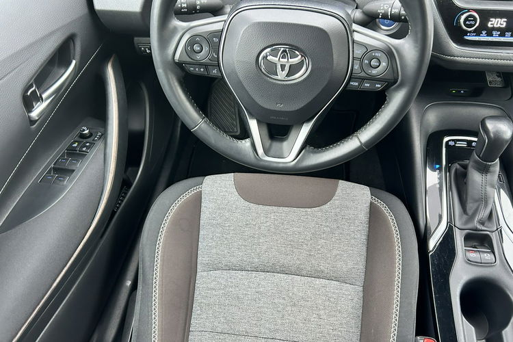 Toyota Corolla HYBRYDA zdjęcie 13