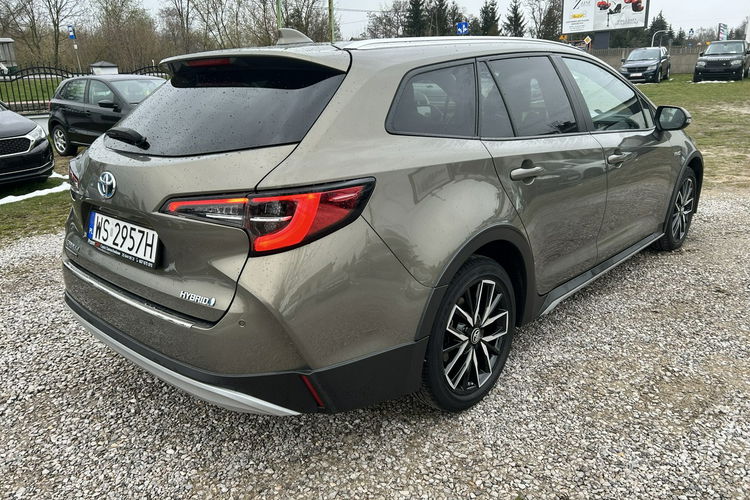 Toyota Corolla HYBRYDA zdjęcie 5