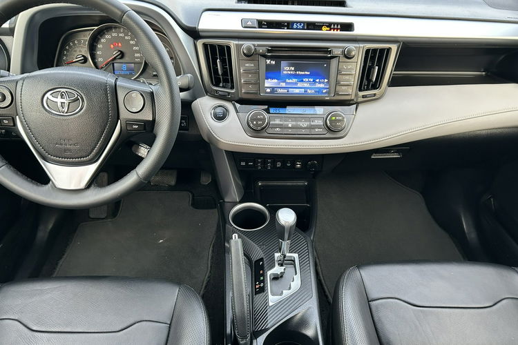 Toyota RAV-4 Tylko 137 tyś km zdjęcie 13