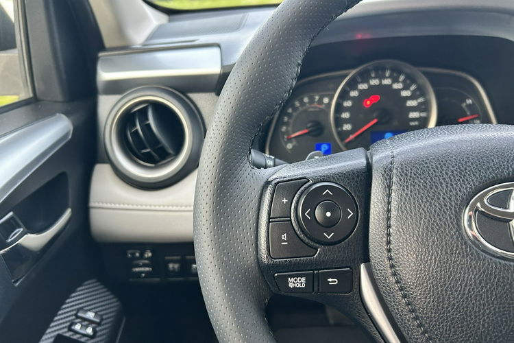Toyota RAV-4 Tylko 137 tyś km zdjęcie 15
