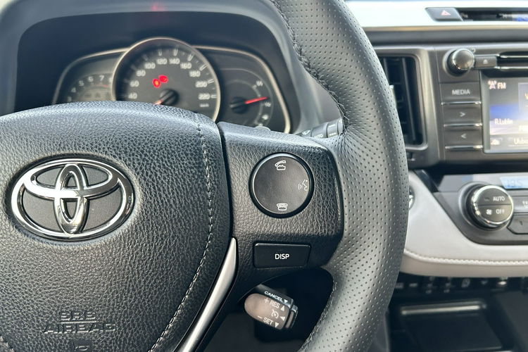 Toyota RAV-4 Tylko 137 tyś km zdjęcie 16