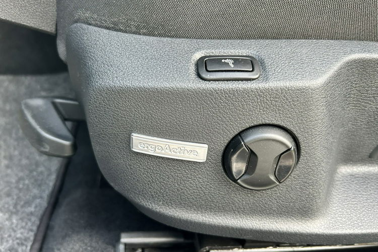 Volkswagen Golf Full opcja Tylko 132 tyś km zdjęcie 19