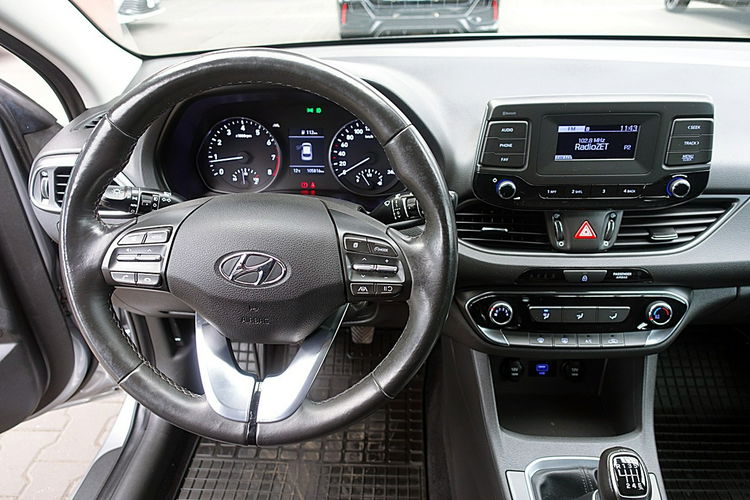 Hyundai i30 1, 5 16V LED+TEMPOMAT GWARANCJA 1WŁ Kraj Bezwypadkowy F23% 4x2 zdjęcie 16