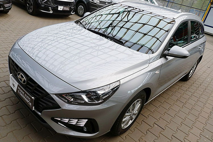 Hyundai i30 1, 5 16V LED+TEMPOMAT GWARANCJA 1WŁ Kraj Bezwypadkowy F23% 4x2 zdjęcie 53