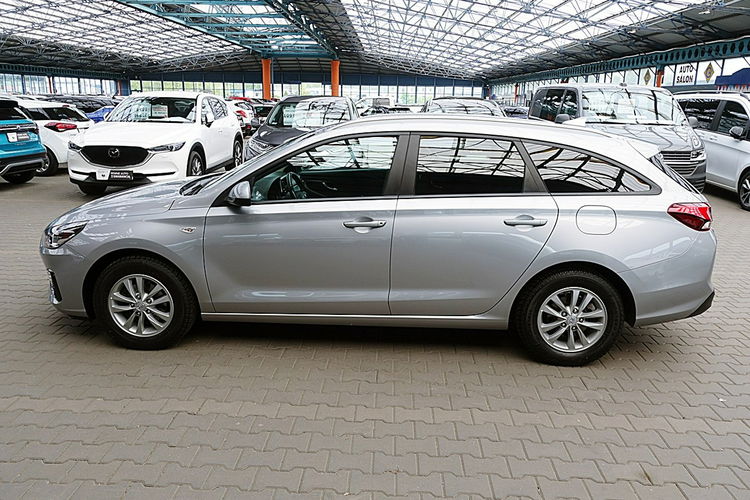 Hyundai i30 1, 5 16V LED+TEMPOMAT GWARANCJA 1WŁ Kraj Bezwypadkowy F23% 4x2 zdjęcie 59