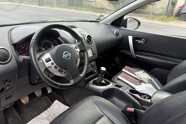 Nissan Qashqai FULL OPCJA Zadbany Bezwypadkowy Niski oryginalny przebieg zdjęcie 21