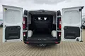 samochód dostawczy Renault zdjęcie 13