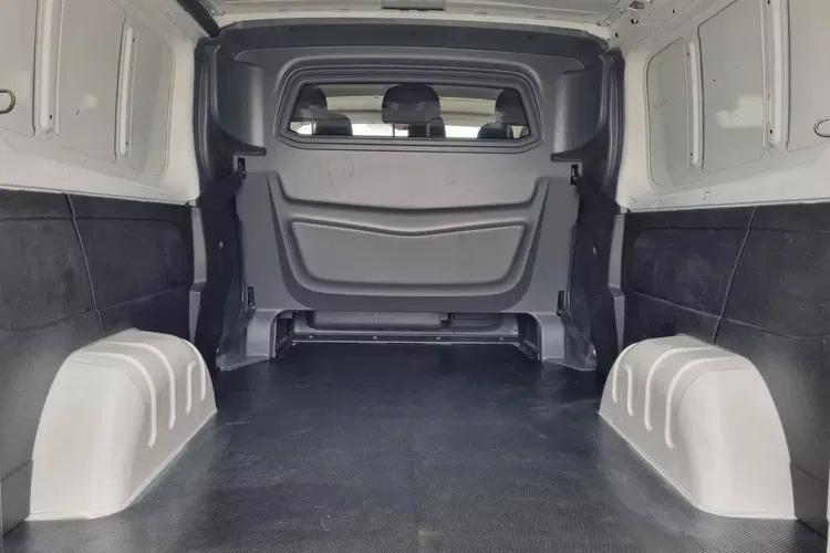 Renault Trafic Long 59900zł NETTO Brygadówka 6 osób 1.6dCi/120KM zdjęcie 14