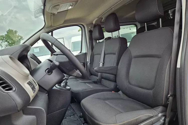 Renault Trafic Long 59900zł NETTO Brygadówka 6 osób 1.6dCi/120KM zdjęcie 16