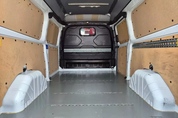 Ford transit-custom L2H2 54999zł NETTO 2.0TdCi/131KM zdjęcie 12